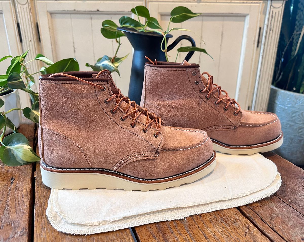 Photo by jbiondo on October 2, 2024 of the Red Wing 6-Inch Classic Moc in S.B. Foote Dusty Rose Abilene.