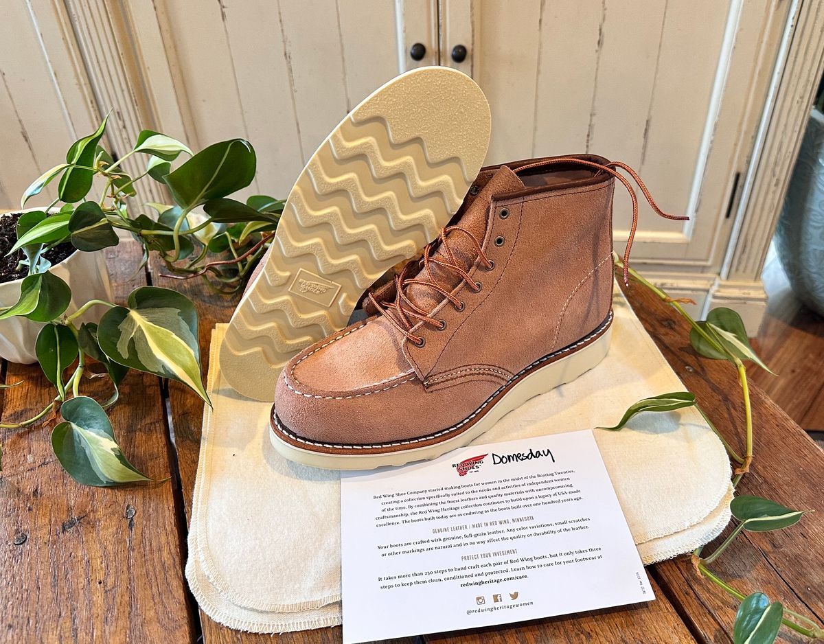 Photo by jbiondo on October 2, 2024 of the Red Wing 6-Inch Classic Moc in S.B. Foote Dusty Rose Abilene.