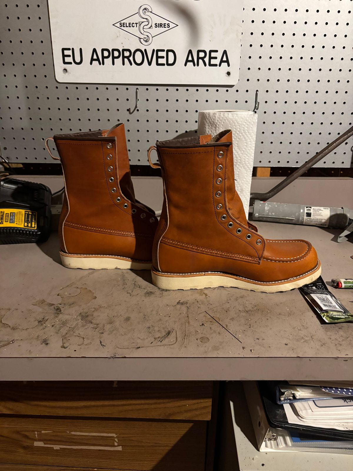 Photo by Buckeye172 on November 24, 2025 of the Red Wing 8-Inch Classic Moc in S.B. Foot Oro Legacy.