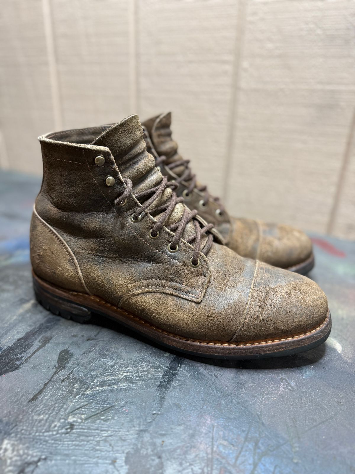 Photo by tellis7777 on February 17, 2025 of the Truman Cap Toe Boot in C.F. Stead Stone Rambler.