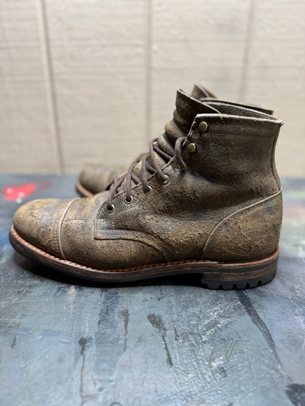 Photo by tellis7777 on February 17, 2025 of the Truman Cap Toe Boot in C.F. Stead Stone Rambler.