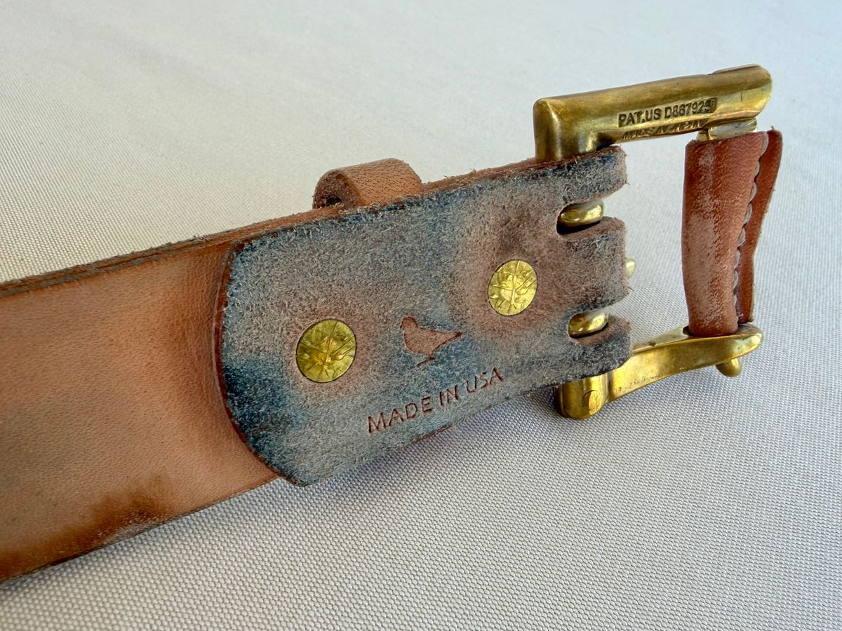 Photo by Mister_Brue on February 1, 2026 of the Pigeon Tree Double Prong Quick Release Belt in Hermann Oak Natural Roughout.