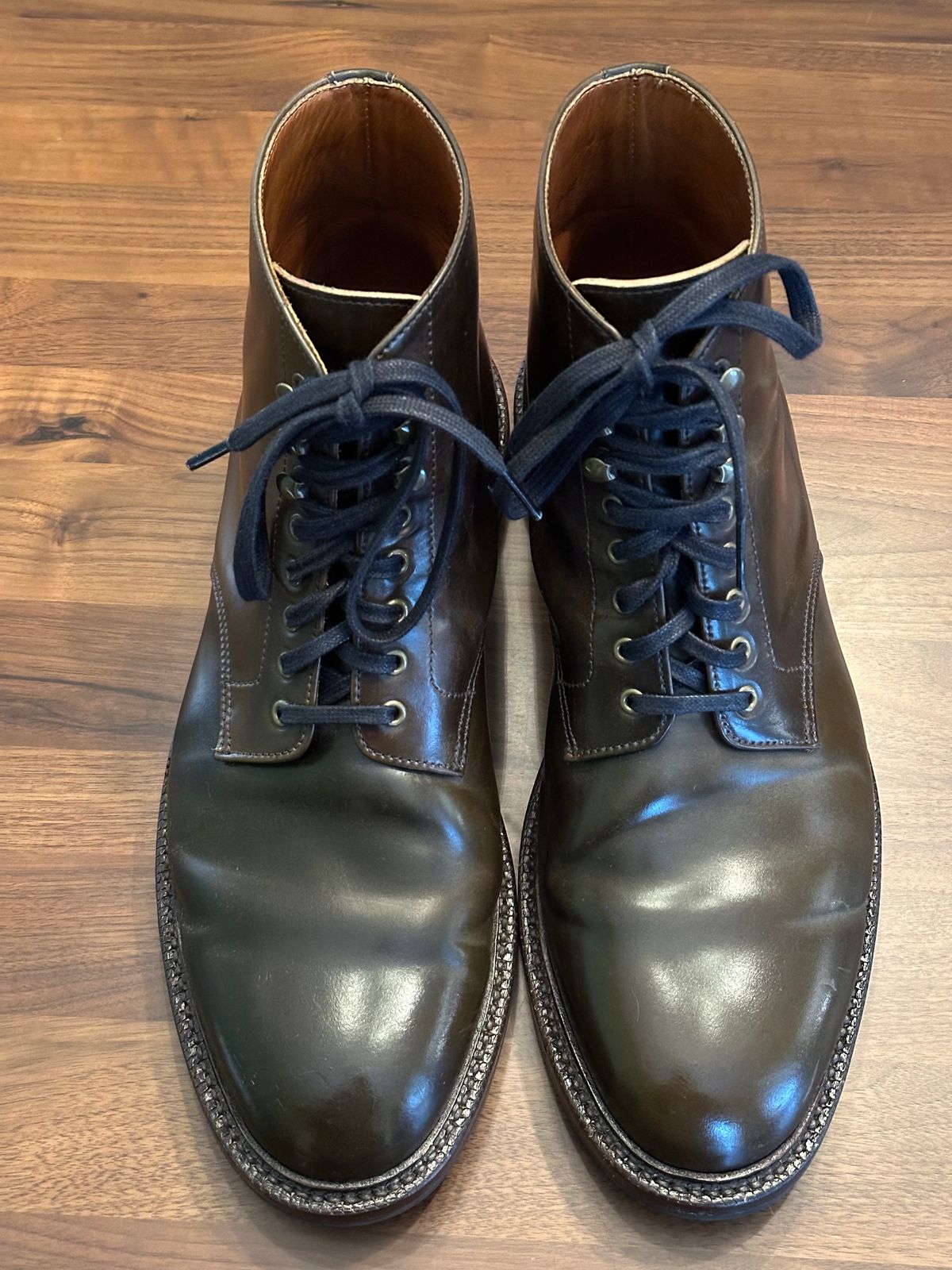 Photo by bootguy on November 5, 2024 of the Grant Stone Edward Boot in Horween Maduro Shell Cordovan.