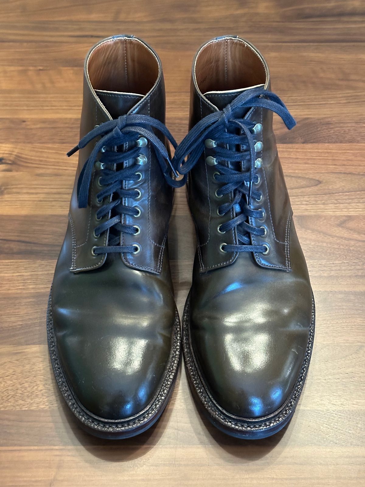 Photo by bootguy on November 5, 2024 of the Grant Stone Edward Boot in Horween Maduro Shell Cordovan.