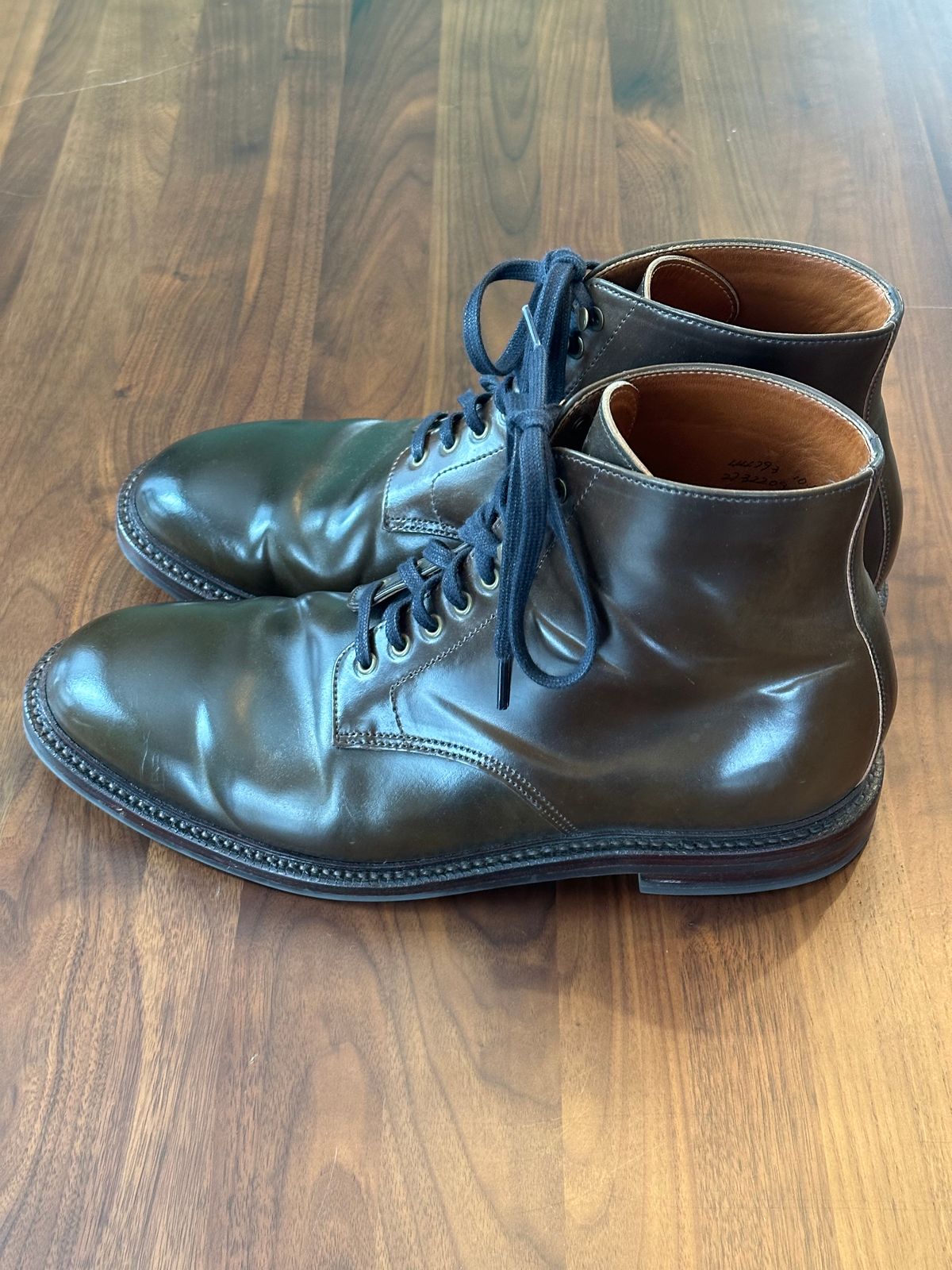 Photo by bootguy on March 5, 2025 of the Grant Stone Edward Boot in Horween Maduro Shell Cordovan.