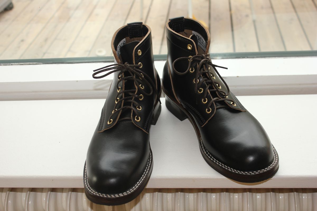 Photo by JSD on August 11, 2025 of the Nicks Ivan in Horween Black Chromexcel.