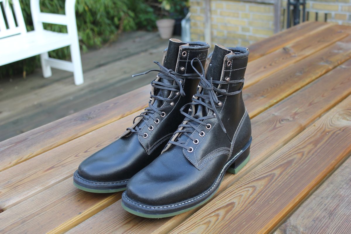 Photo by JSD on November 19, 2025 of the White's Smokejumper in Horween Black Waxed Flesh.