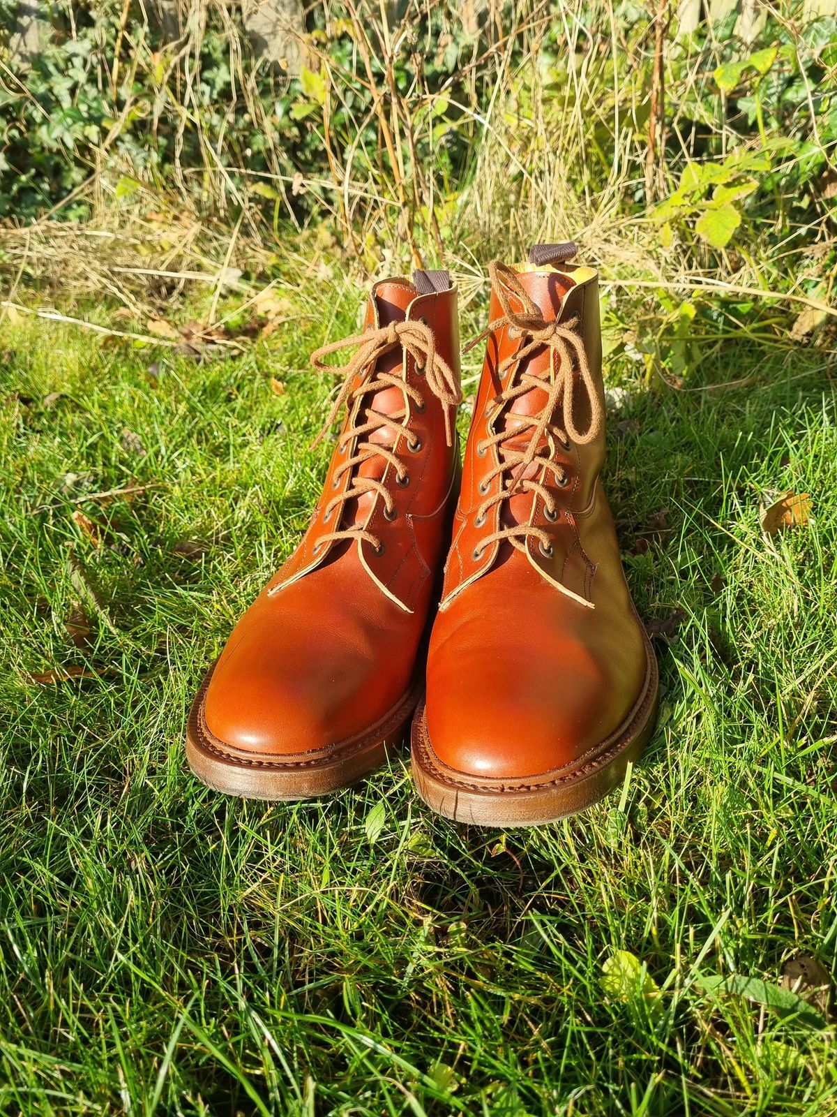 Photo by JSD on November 26, 2024 of the Tricker's Burford Country Boot in Marron Antique.