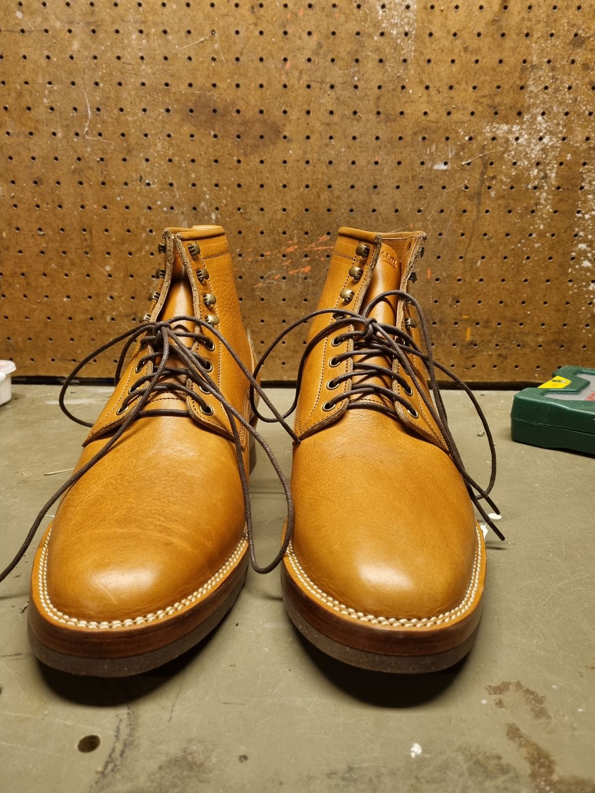 Photo by JSD on March 26, 2025 of the Jakkrabbits Logger Boot in Tochigi Oil Vachetta #1 Light Brown.