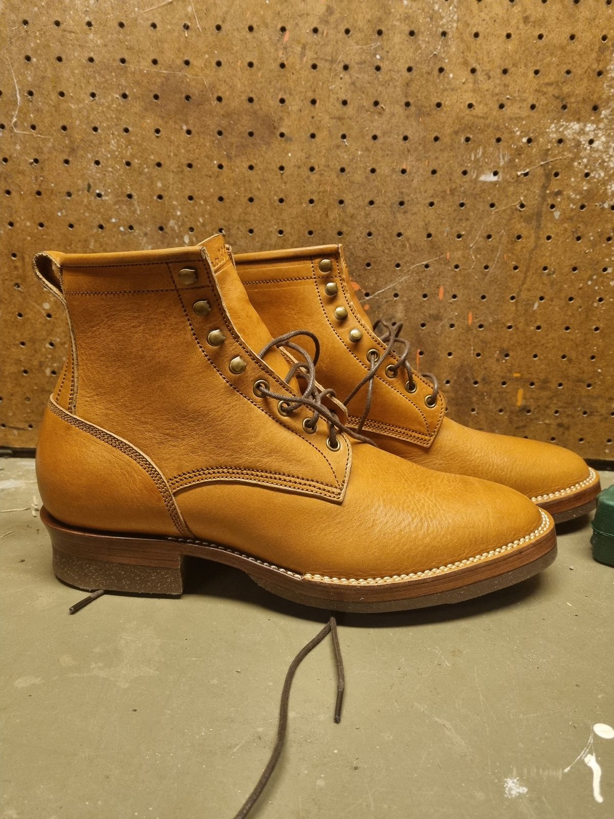 Photo by JSD on March 26, 2025 of the Jakkrabbits Logger Boot in Tochigi Oil Vachetta #1 Light Brown.