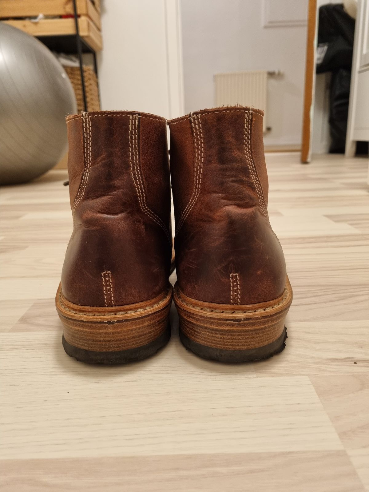 Photo by JSD on November 2, 2024 of the Astorflex Astorflex/ Legendflex in Astorflex / Dark Chestnut.