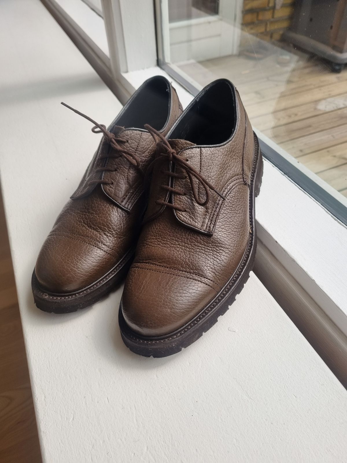 Photo by JSD on August 5, 2025 of the Tricker's Matlock Derby Shoe in Dark Brown Olivia Scotch Grain.