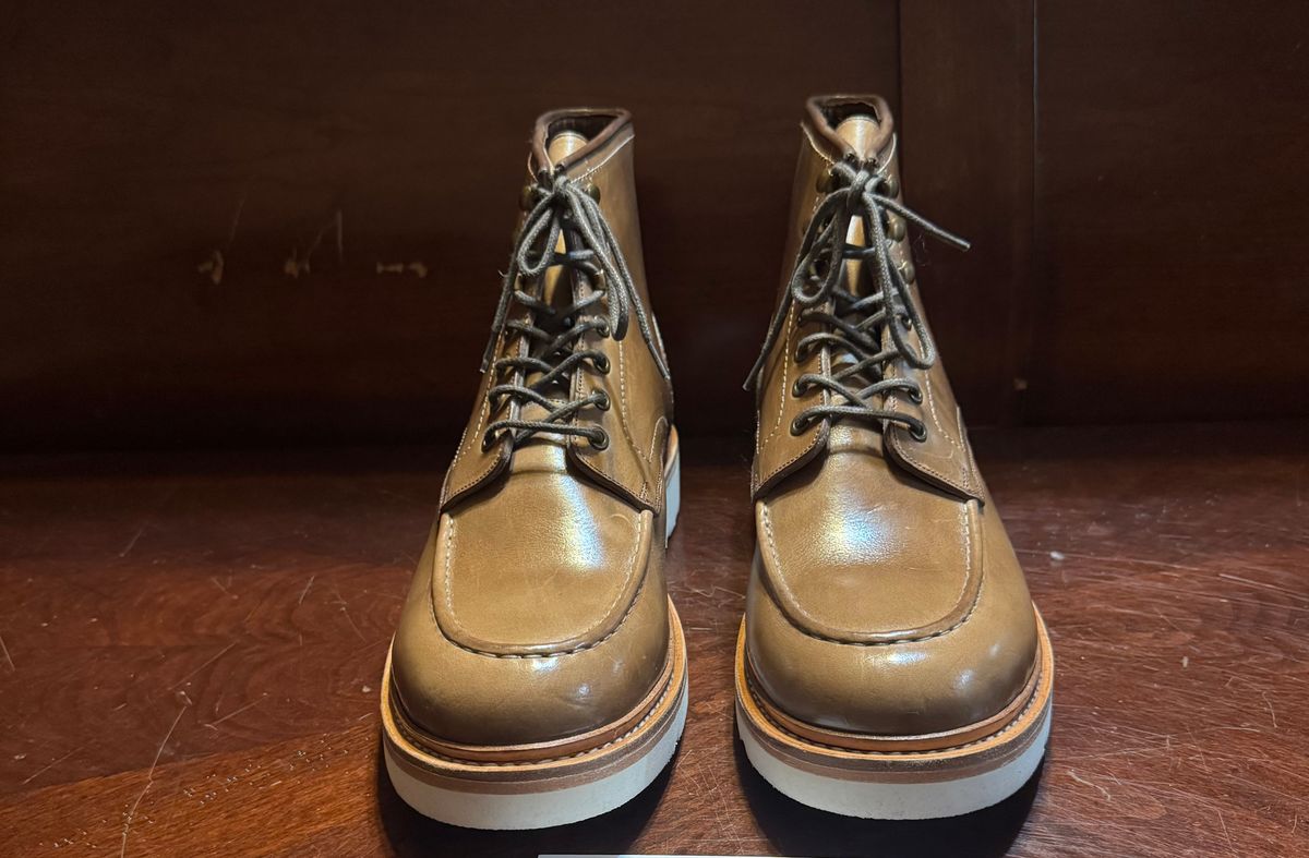 Photo by Bootsforever on October 2, 2025 of the Blkbrd Shoemaker Dallas Moctoe Boot in Horween Natural Chromexcel.