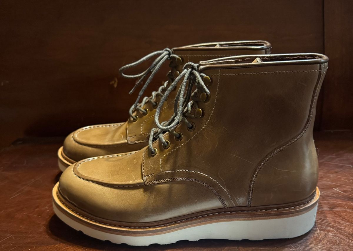 Photo by Bootsforever on October 2, 2025 of the Blkbrd Shoemaker Dallas Moctoe Boot in Horween Natural Chromexcel.