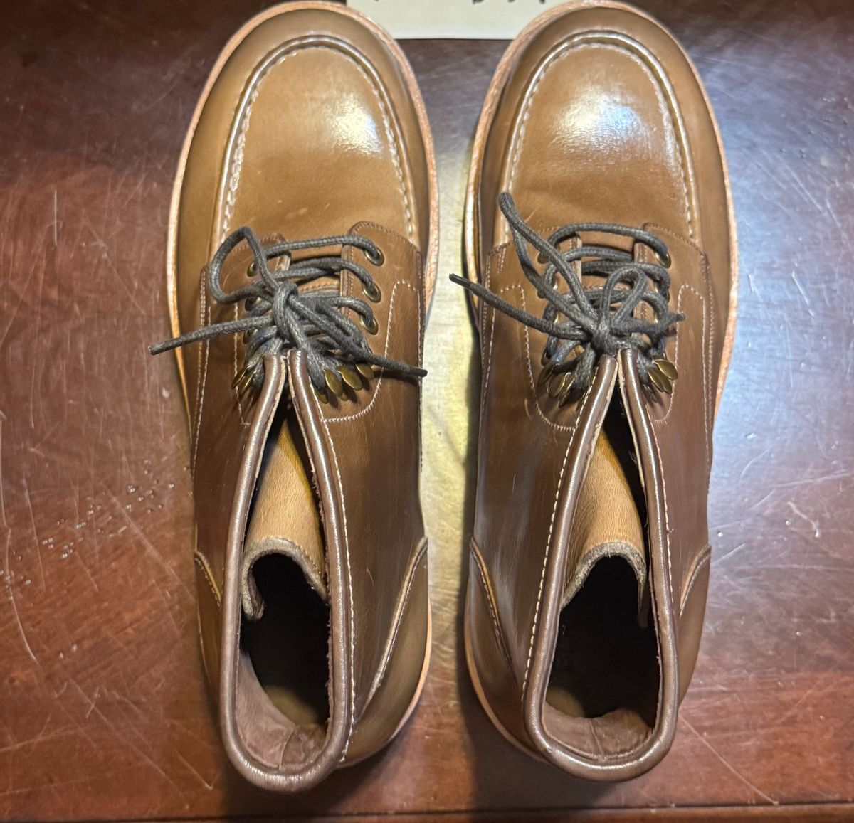 Photo by Bootsforever on October 2, 2025 of the Blkbrd Shoemaker Dallas Moctoe Boot in Horween Natural Chromexcel.