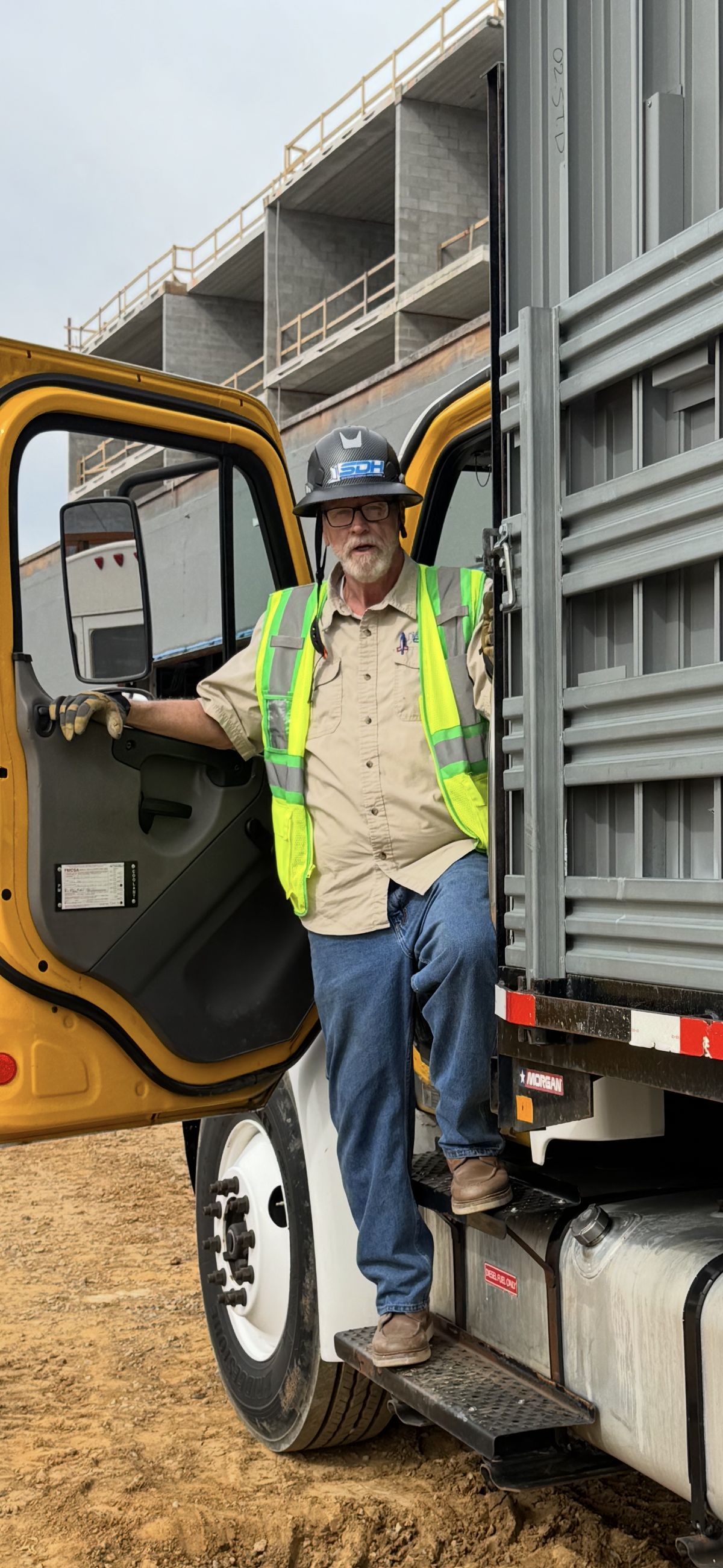 Photo by Bootsforever on November 2, 2025 of the Blkbrd Shoemaker Dallas Moctoe Boot in Horween Natural Chromexcel.
