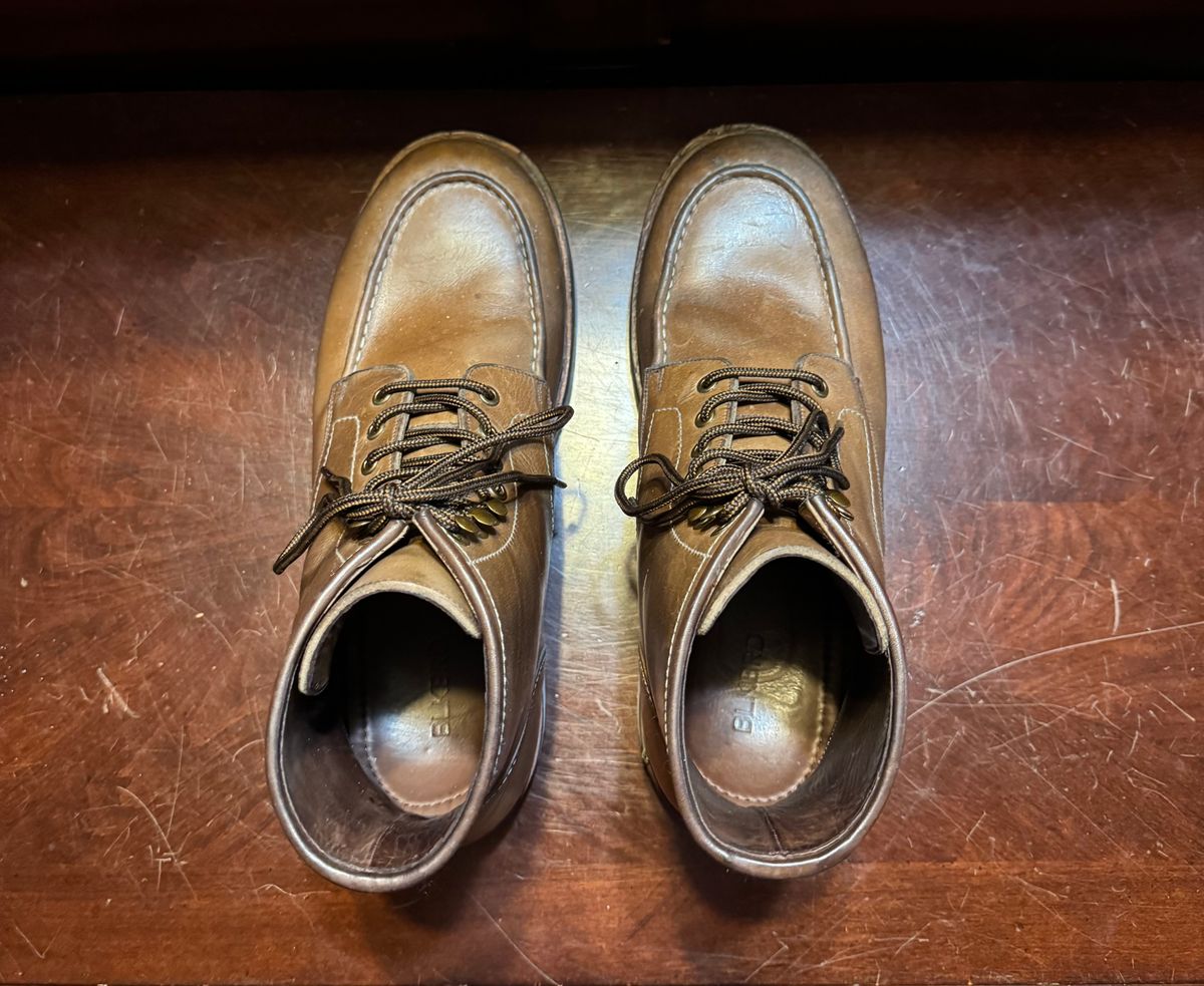 Photo by Bootsforever on November 2, 2025 of the Blkbrd Shoemaker Dallas Moctoe Boot in Horween Natural Chromexcel.