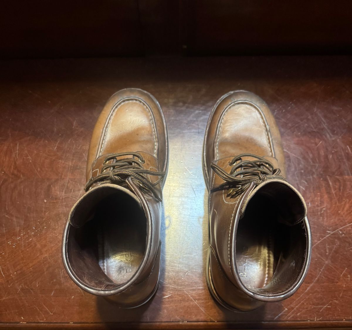 Photo by Bootsforever on December 2, 2025 of the Blkbrd Shoemaker Dallas Moctoe Boot in Horween Natural Chromexcel.