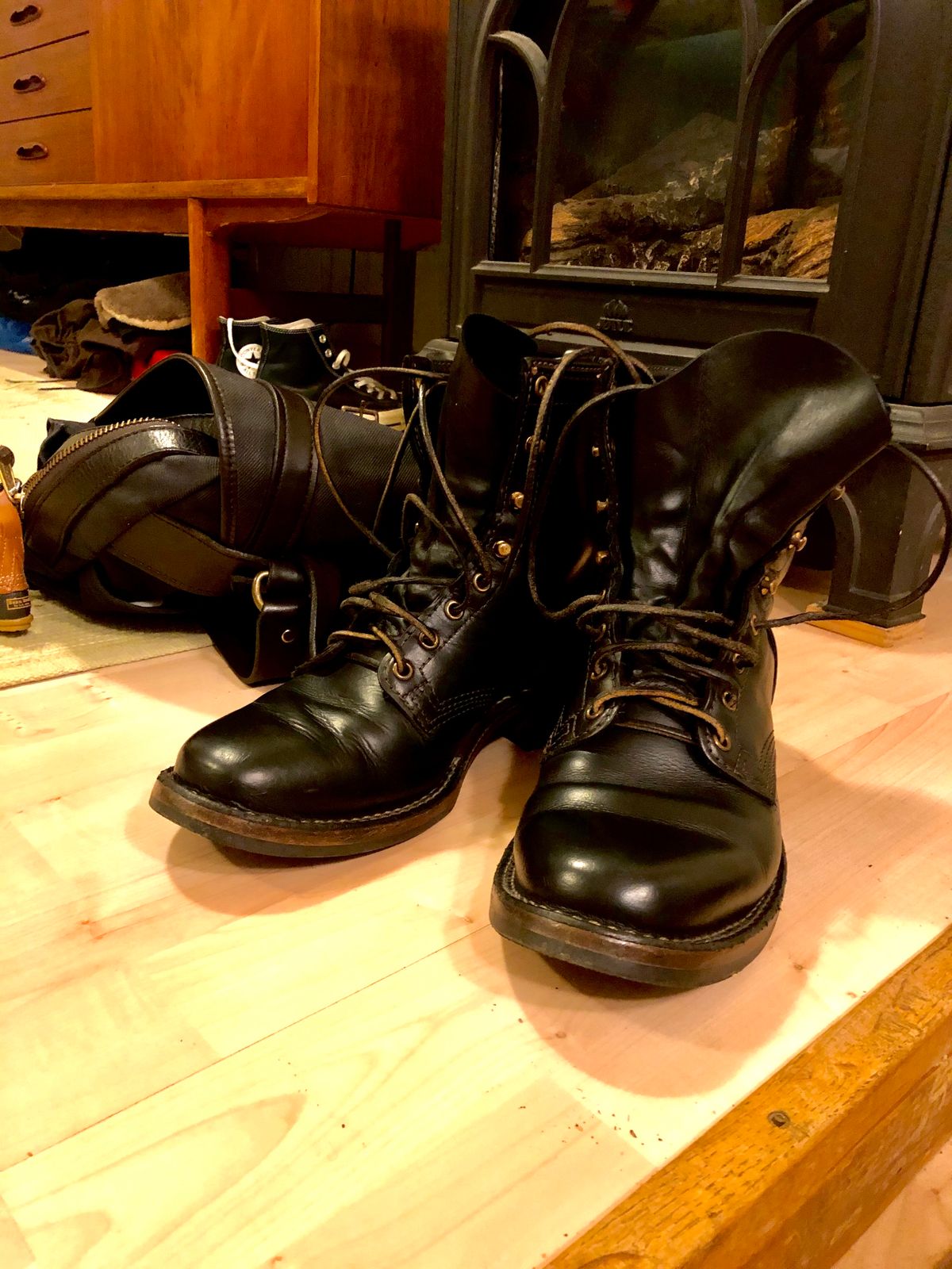 Photo by KaniThunder on December 2, 2019 of the Wesco Hendrik in Seidel Black Tie Domain.