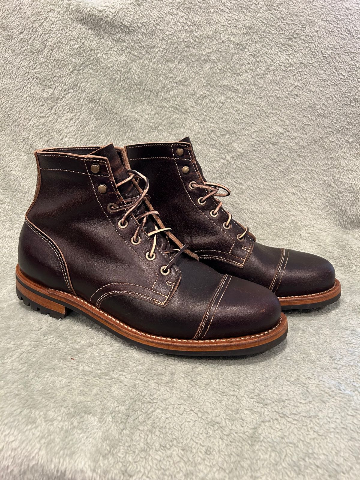 Photo by MennoNaseem on May 10, 2025 of the Truman Cap Toe Boot in Horween Java Waxed Flesh.