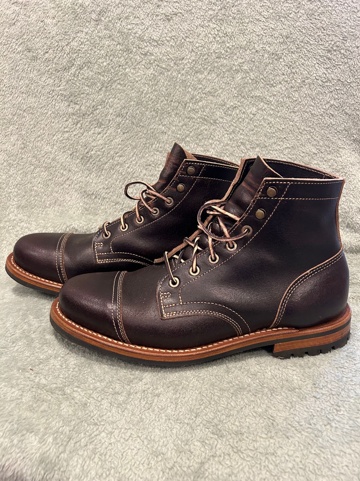 Photo by MennoNaseem on May 10, 2025 of the Truman Cap Toe Boot in Horween Java Waxed Flesh.