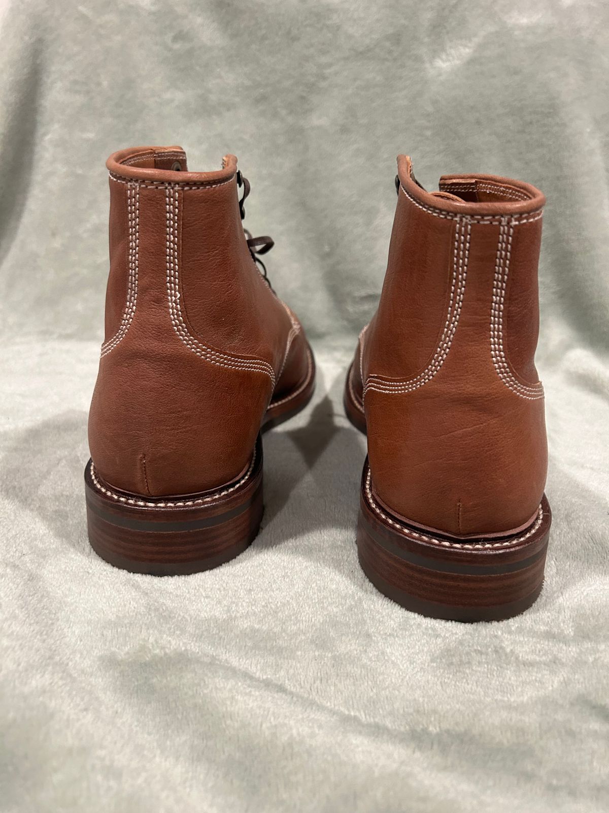 Photo by MennoNaseem on February 1, 2025 of the Caswell Boot Company Stanton in Toscanello Washed Kangaroo.