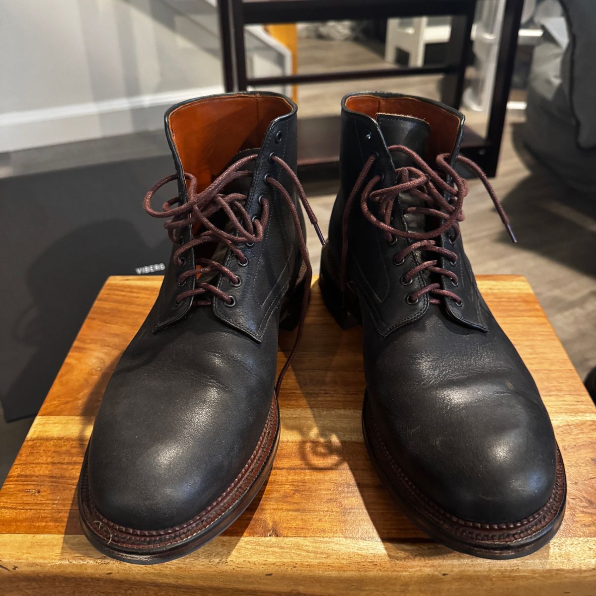 Photo by bigbootyboots on November 5, 2024 of the Viberg Navvy Boot in Horween Washed Chromexcel.