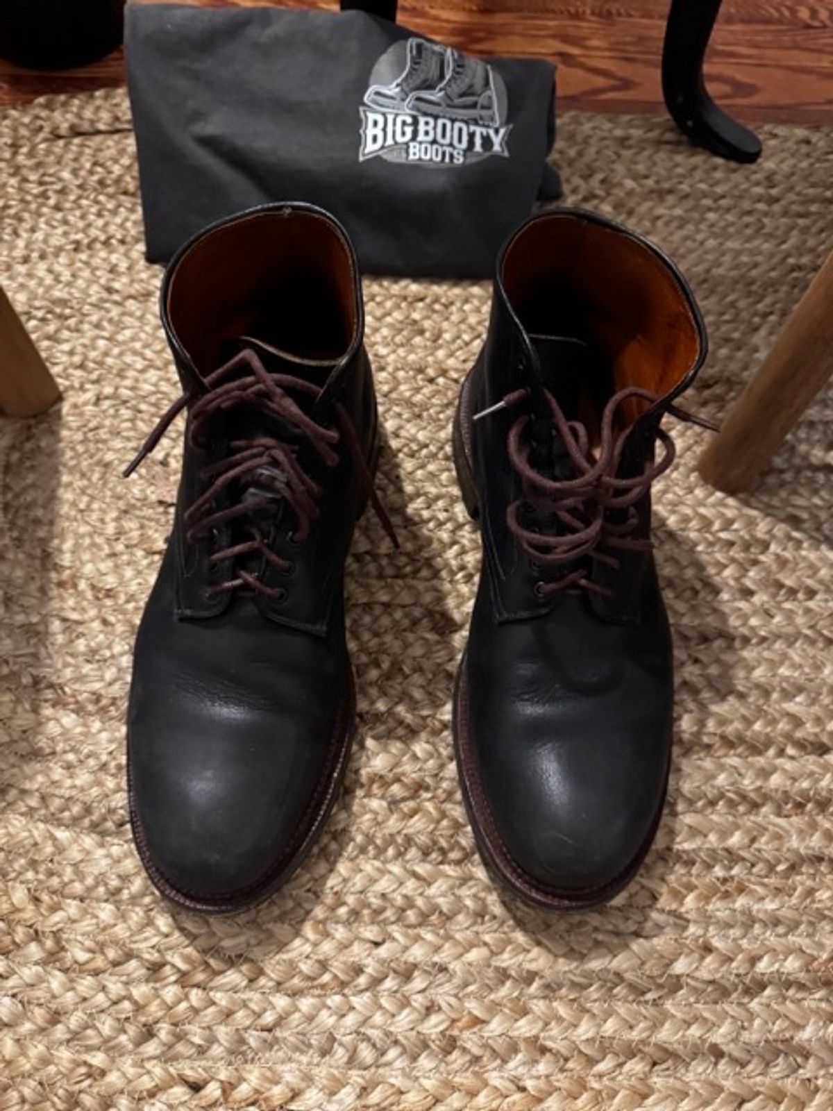 Photo by bigbootyboots on December 3, 2024 of the Viberg Navvy Boot in Horween Washed Chromexcel.