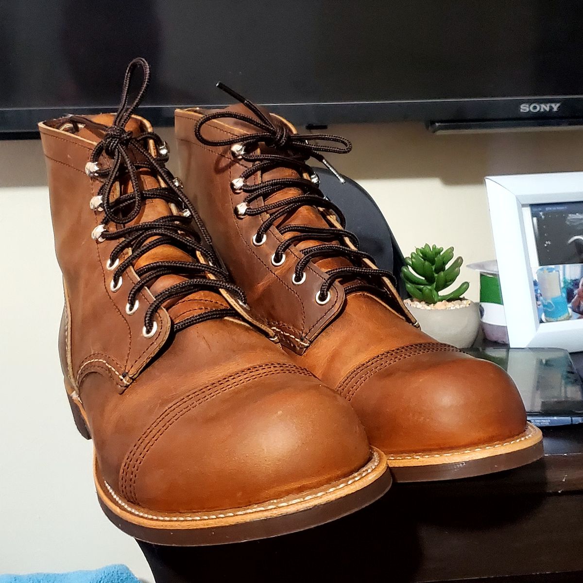 Photo by AD05 on May 24, 2023 of the Red Wing Iron Ranger in S.B. Foot Copper Rough and Tough.