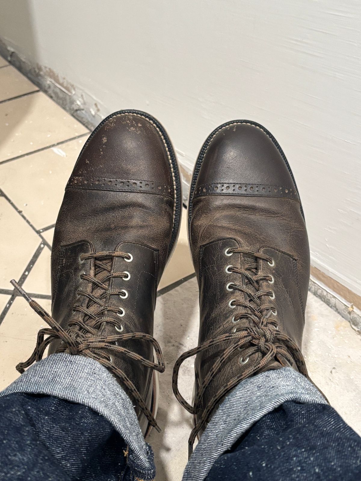 Photo by j03_gr1nd on December 5, 2024 of the Grant Stone Garrison Boot in teton waxy stag from gallun tannery.