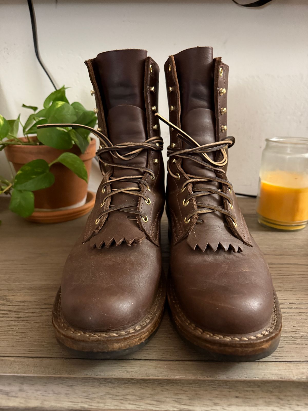Photo by LeatherNut509 on November 10, 2024 of the Frank's Boots Front Range in Seidel Walnut Oil Tan.
