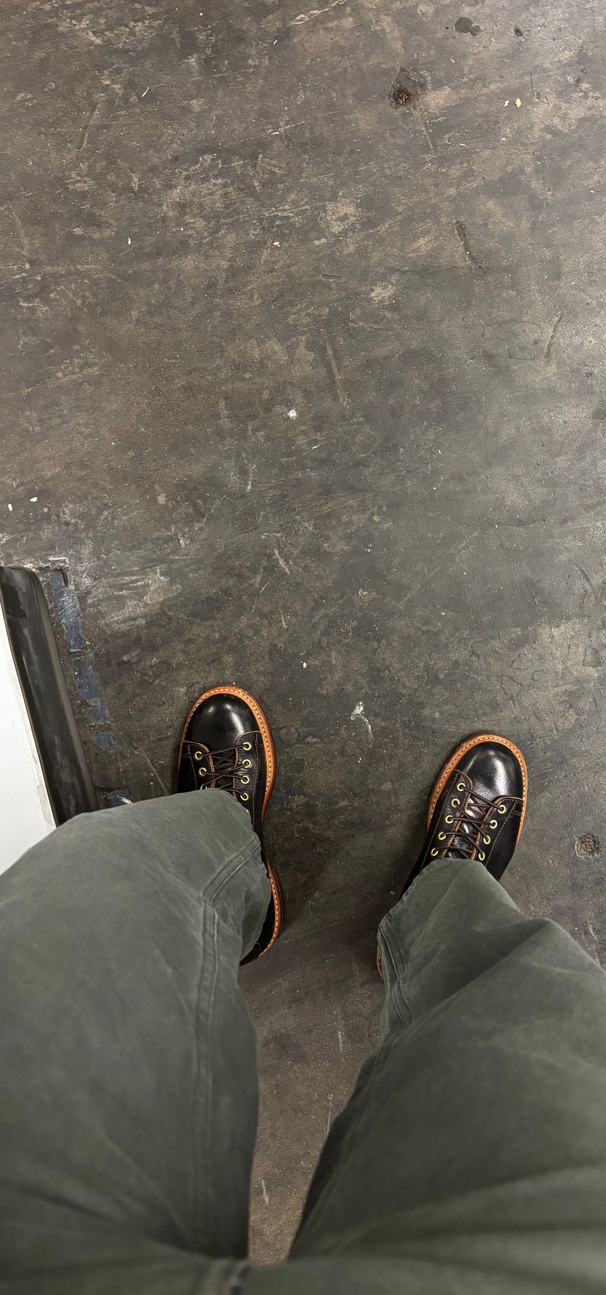 Photo by Skinnylegend on November 10, 2025 of the John Lofgren Monkey Boots in Shinki Wabi-Sabi Horsebutt.