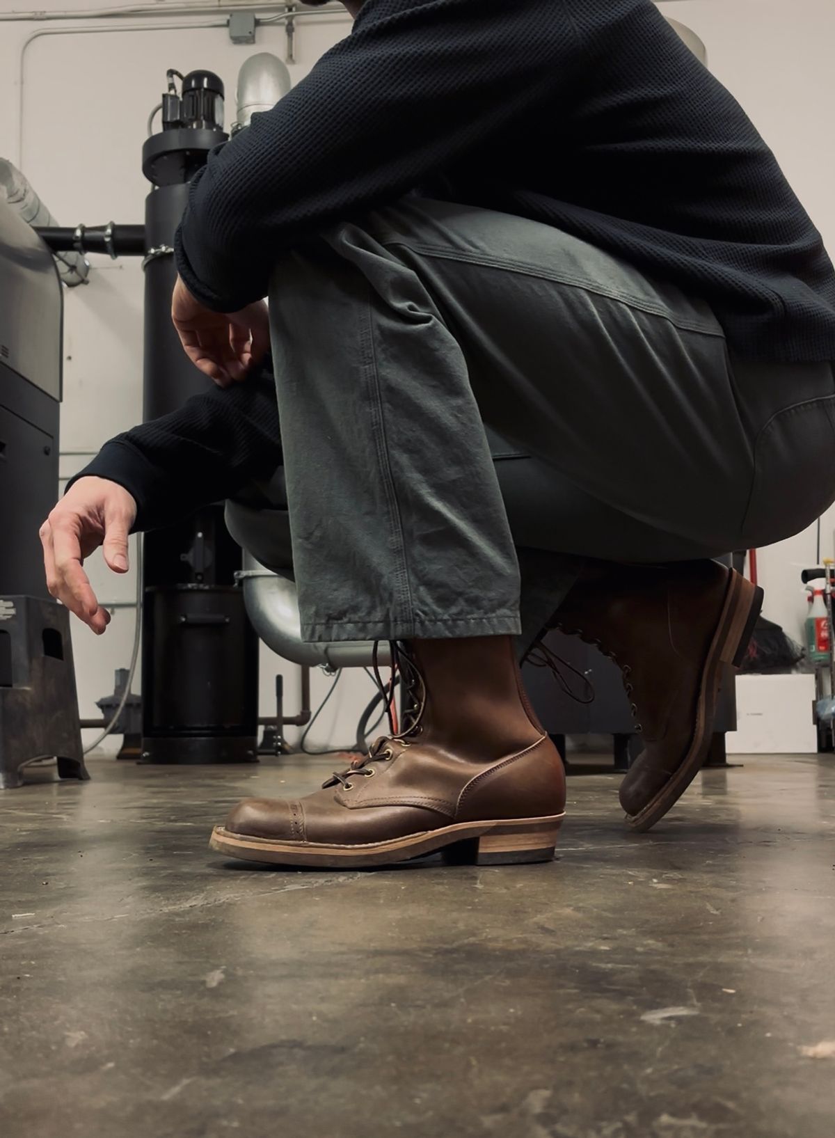 Photo by Skinnylegend on November 18, 2025 of the Rolling Dub Trio Roots in Similar Brown Horsebutt #1010.