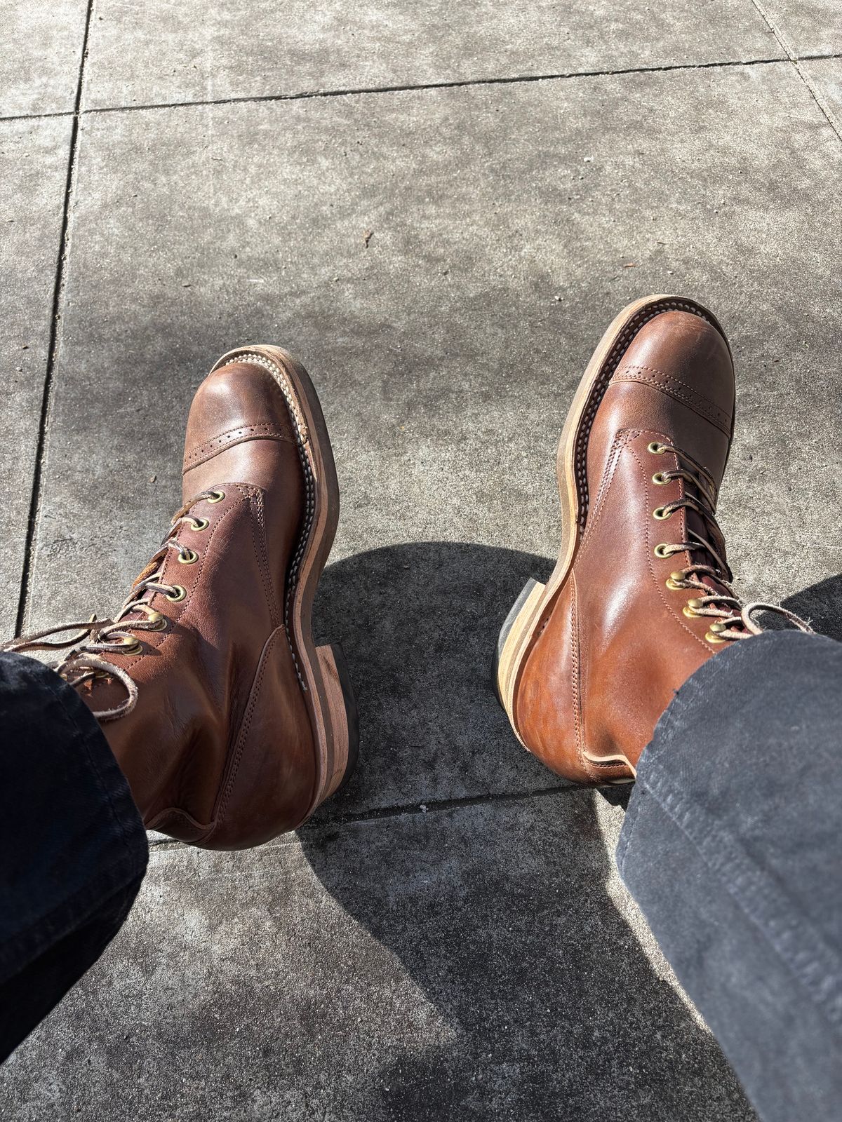 Photo by Skinnylegend on February 20, 2026 of the Rolling Dub Trio Roots in Similar Brown Horsebutt #1010.