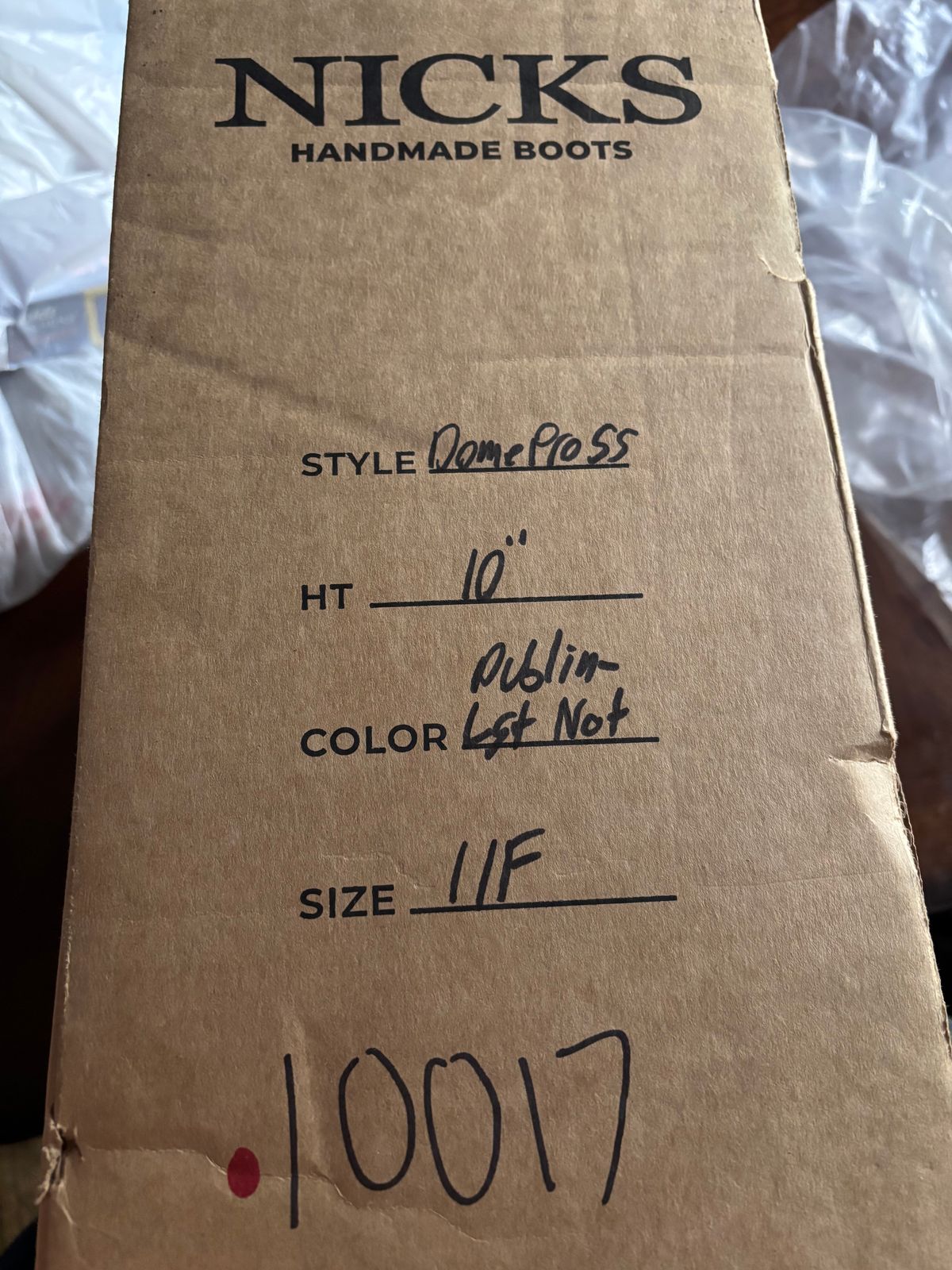 Photo by isellpills on January 21, 2026 of the Nicks DomePro in Horween Light Natural Dublin.