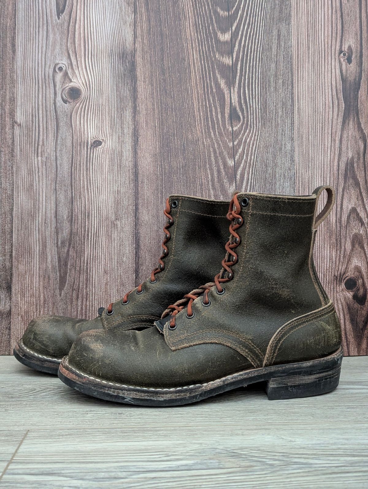 Photo by Pedro_Carolino on January 11, 2026 of the Nicks MTO in Horween Greener Pastures Waxed Flesh.