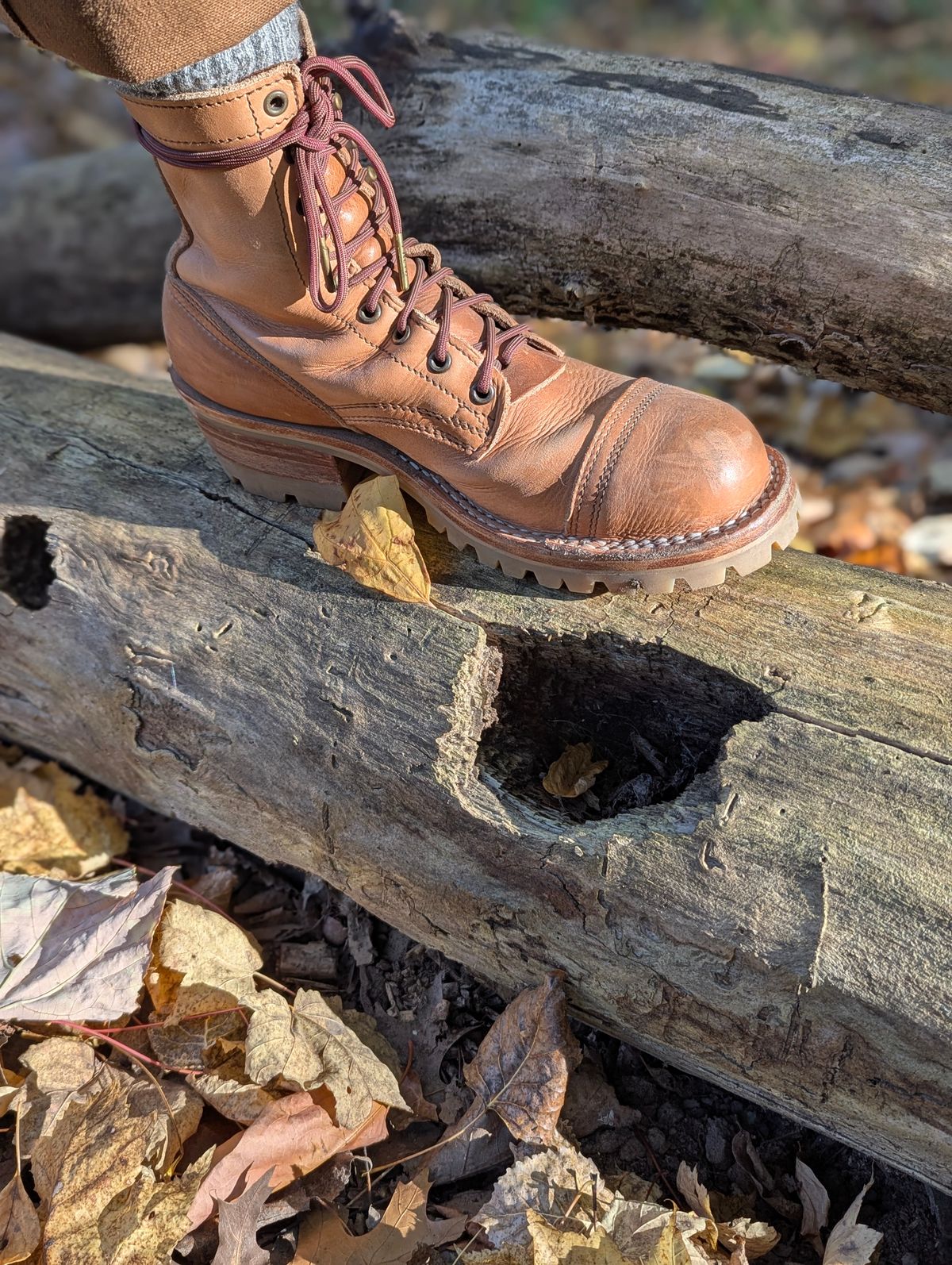 Photo by Pedro_Carolino on October 16, 2025 of the Nicks MTO in Horween Light Natural Dublin.