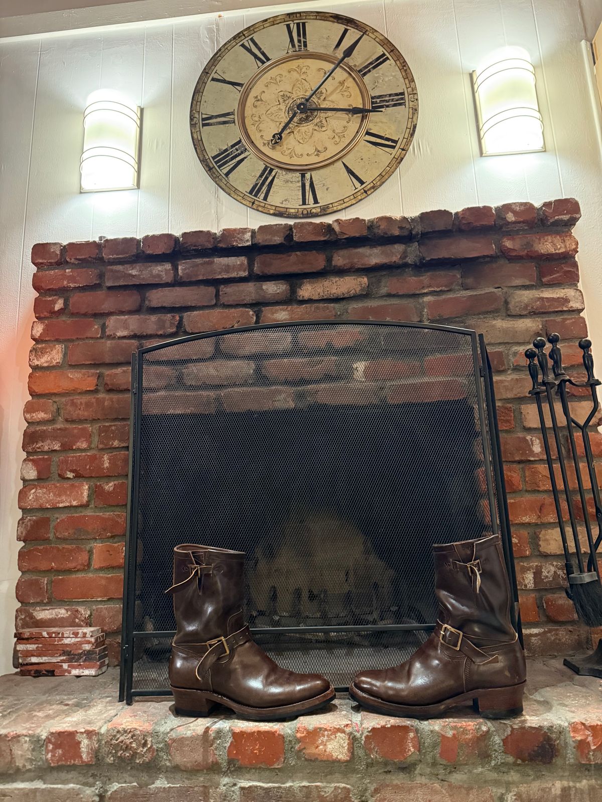 Photo by CBallard on November 25, 2025 of the Role Club Anniversary Engineer Boots in Brown Italian Horsehide.