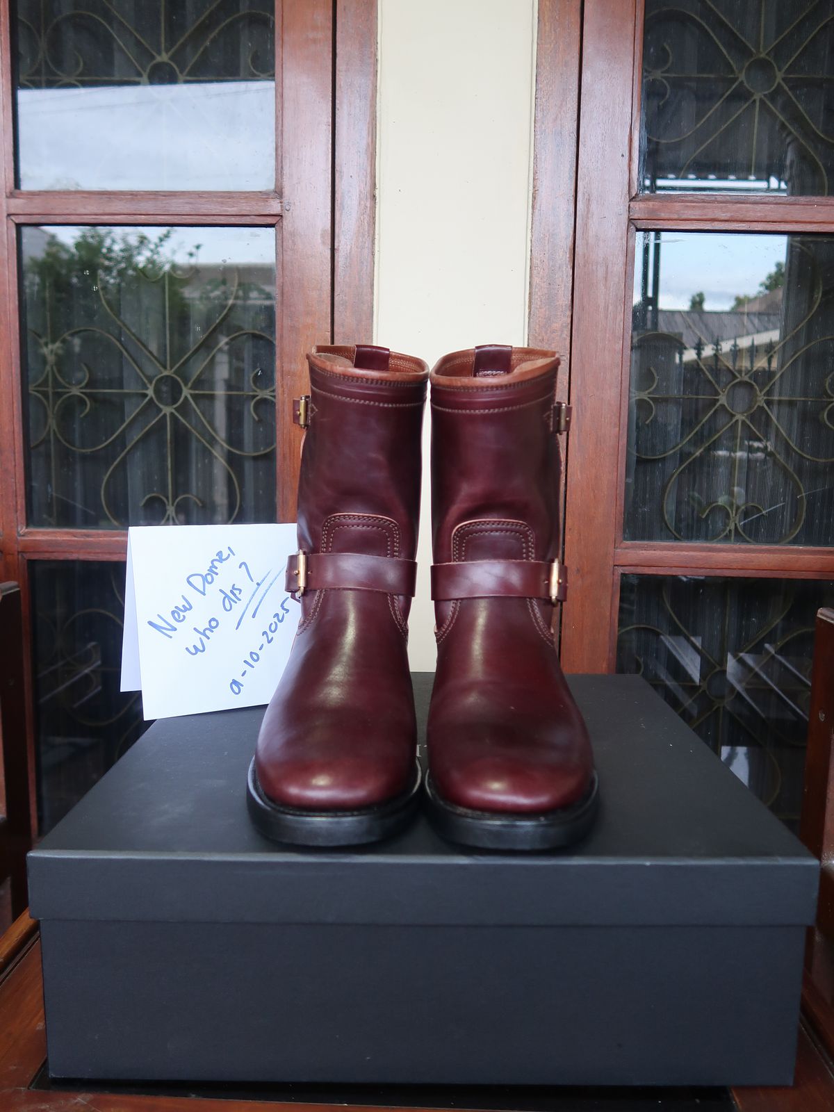 Photo by notyourordinaryfade on October 1, 2025 of the Briselblack The Keeper 'Type 3' Engineer Boots in Maryam Toscanello Horsebutt Overdyed Oxblood.