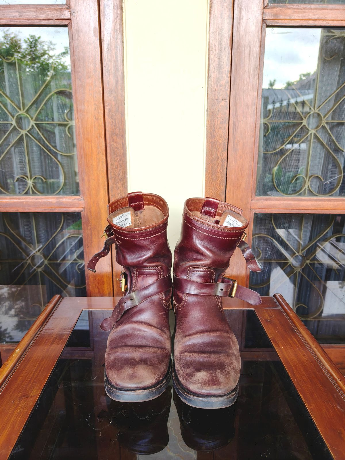 Photo by notyourordinaryfade on February 2, 2026 of the Briselblack The Keeper 'Type 3' Engineer Boots in Maryam Toscanello Horsebutt Overdyed Oxblood.