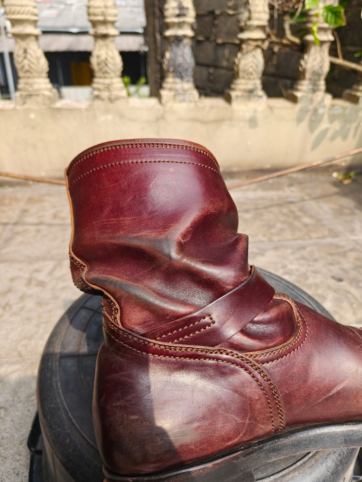 Photo by notyourordinaryfade on April 3, 2026 of the Briselblack The Keeper 'Type 3' Engineer Boots in Maryam Toscanello Horsebutt Overdyed Oxblood.