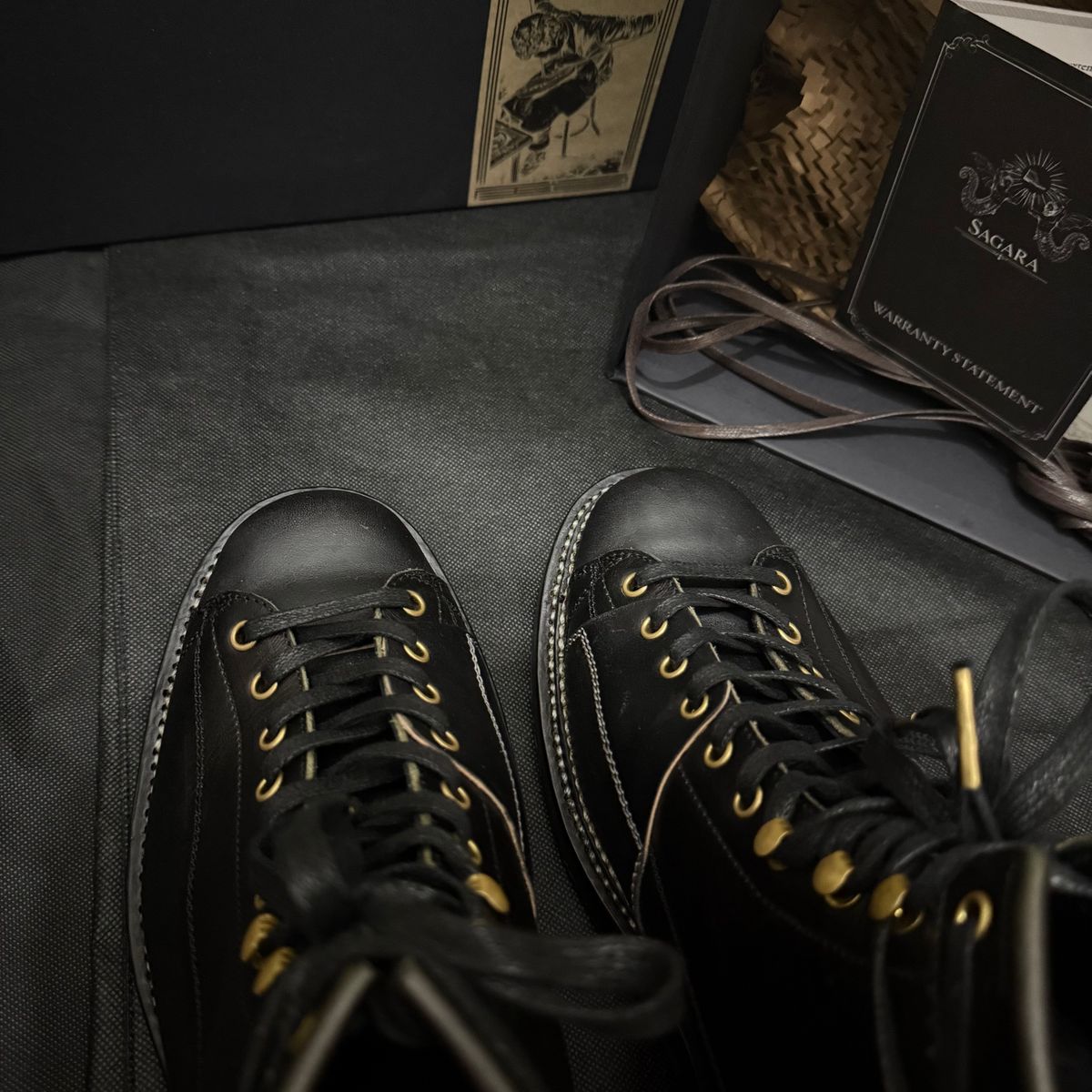 Photo by GOGOGO97 on October 19, 2025 of the Sagara Cordmaster in Badalassi Carlo Oliva Minerva Overdyed Black & Conceria Cloe Superlux Horsebutt Overdyed Black.