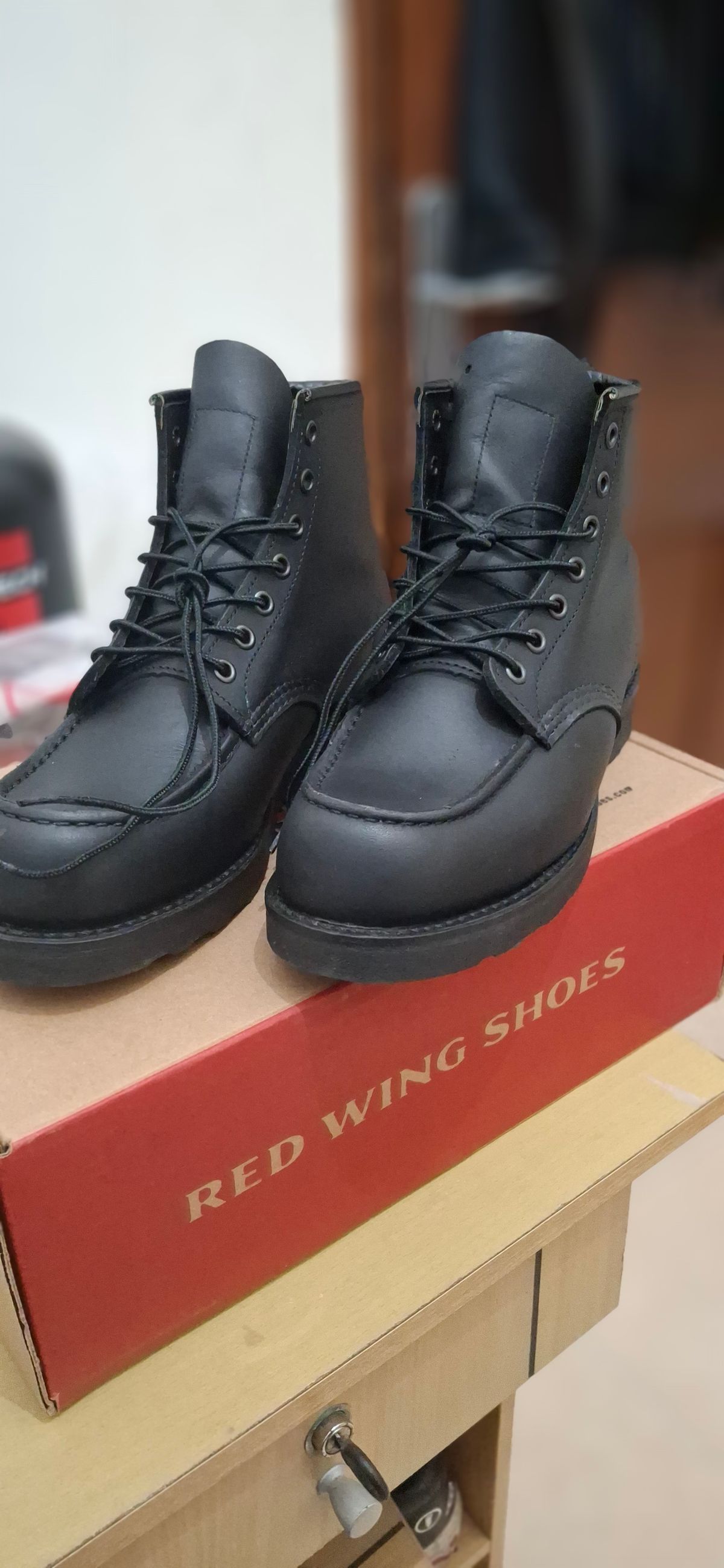 Photo by GOGOGO97 on June 29, 2025 of the Red Wing 6-Inch Classic Moc in S.B. Foot Amber Harness.