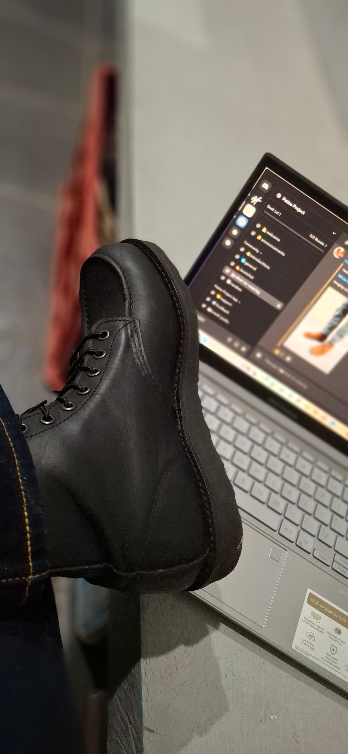 Photo by GOGOGO97 on July 1, 2025 of the Red Wing 6-Inch Classic Moc in S.B. Foot Amber Harness.