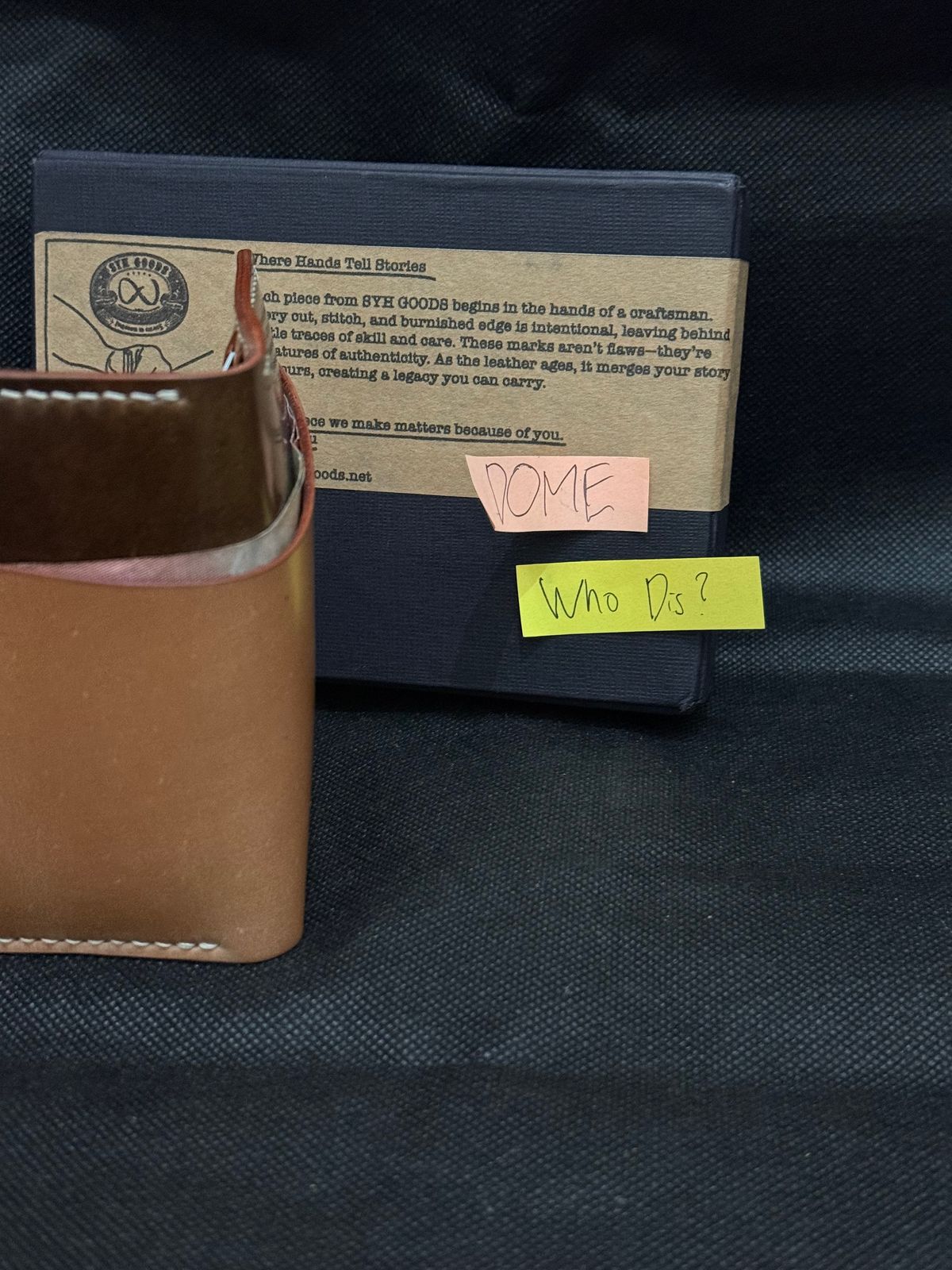 Photo by GOGOGO97 on October 1, 2025 of the SYH GOODS Kaarka Folded Extra Slot Money in Brown Marbled Rocado Shell Cordovan & Shinki Natural Shell Cordovan.