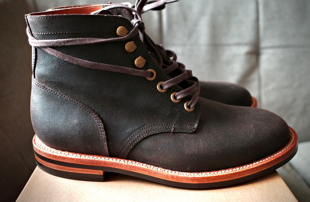 Photo by jct on October 1, 2025 of the Grant Stone Diesel Boot in C.F. Stead Earth Waxy Commander Suede.