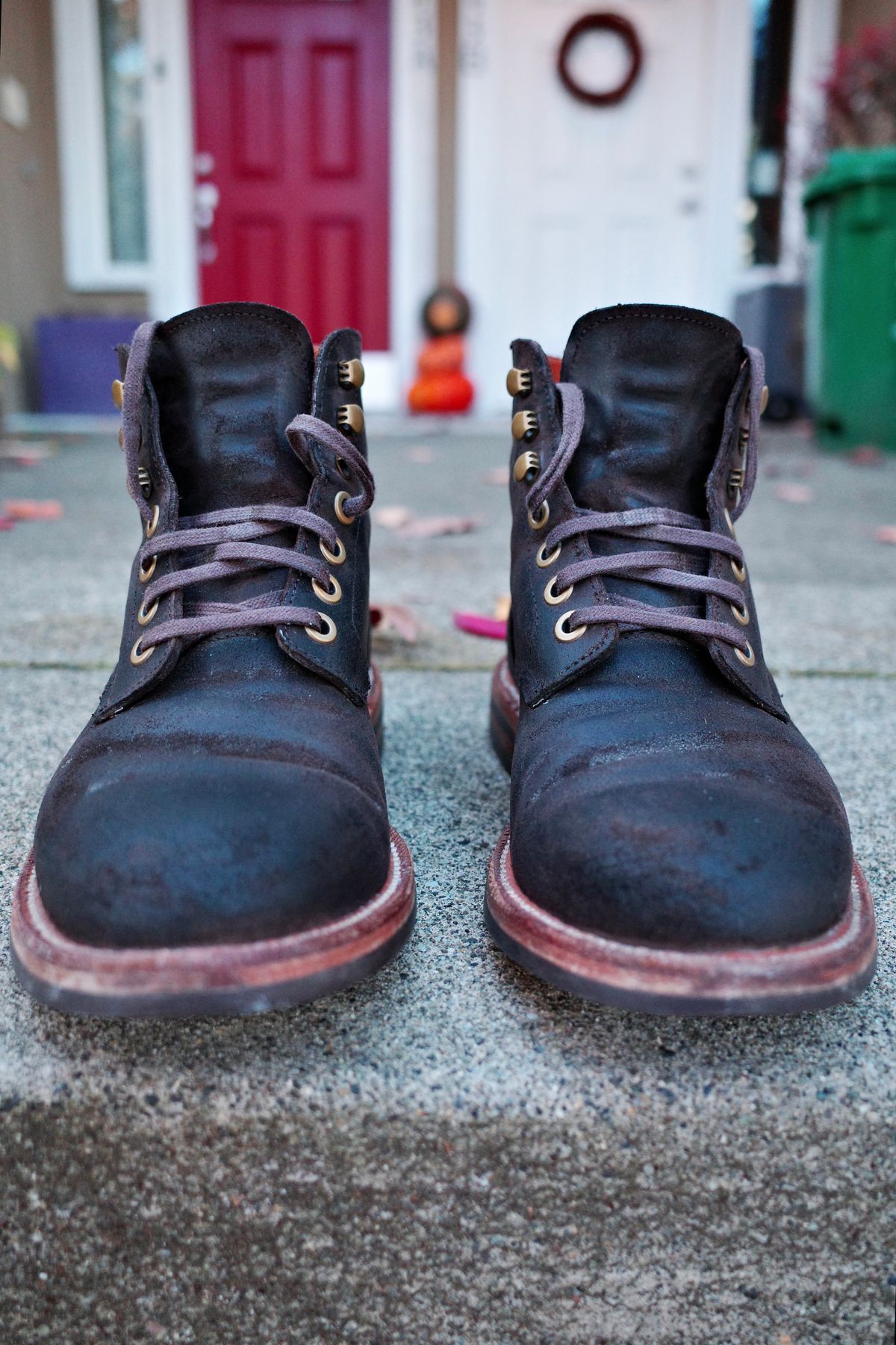 Photo by jct on November 30, 2025 of the Grant Stone Diesel Boot in C.F. Stead Earth Waxy Commander Suede.