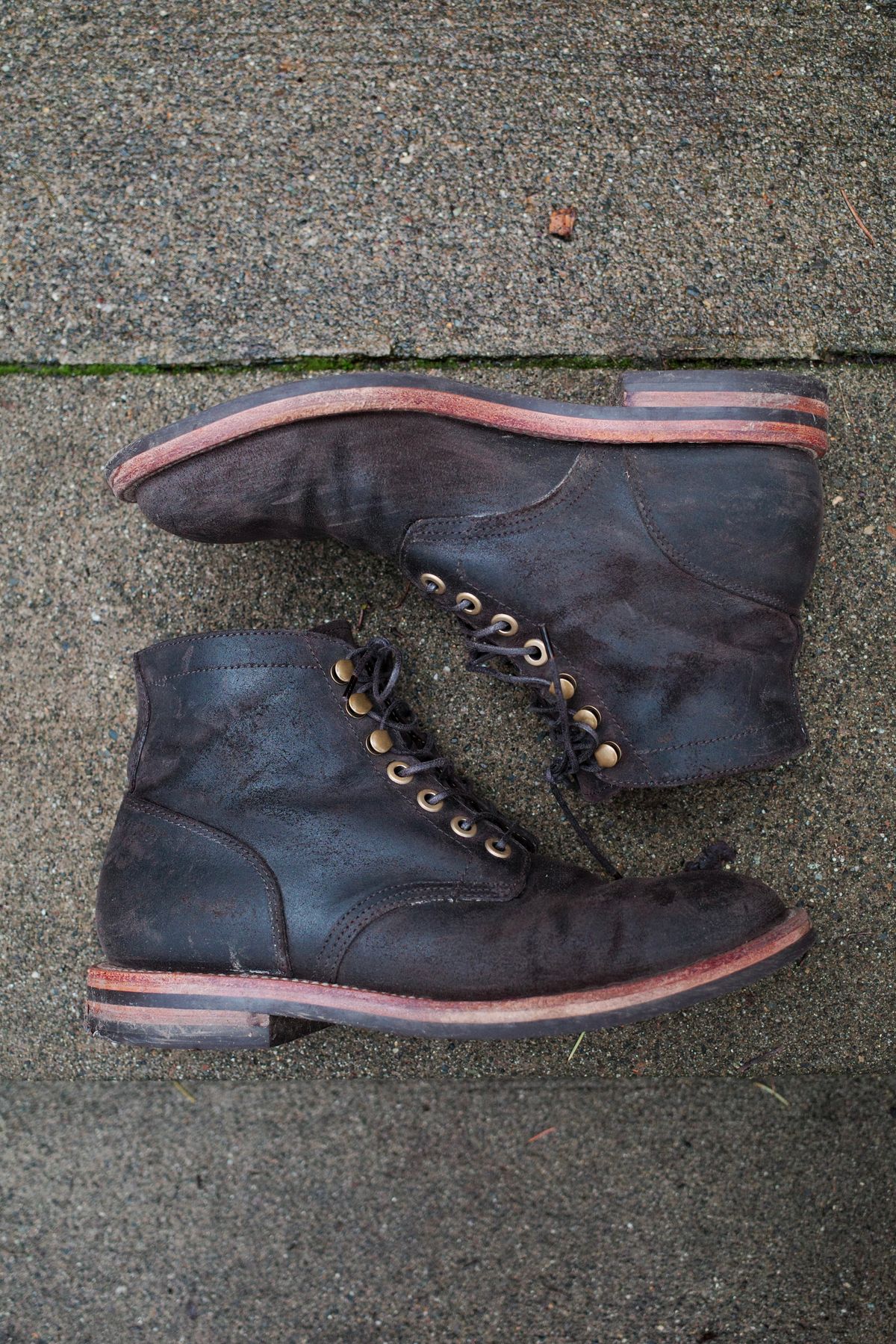 Photo by jct on February 2, 2026 of the Grant Stone Diesel Boot in C.F. Stead Earth Waxy Commander Suede.