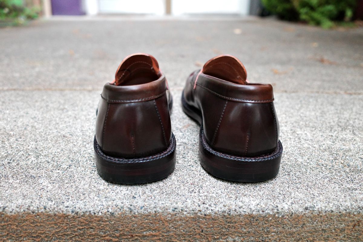 Photo by jct on May 14, 2026 of the Grant Stone Traveler Penny in Horween Maduro Shell Cordovan.