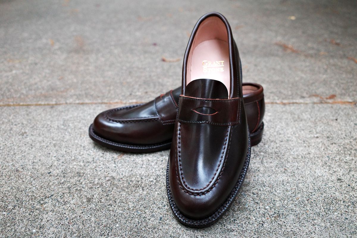 Photo by jct on May 14, 2026 of the Grant Stone Traveler Penny in Horween Maduro Shell Cordovan.